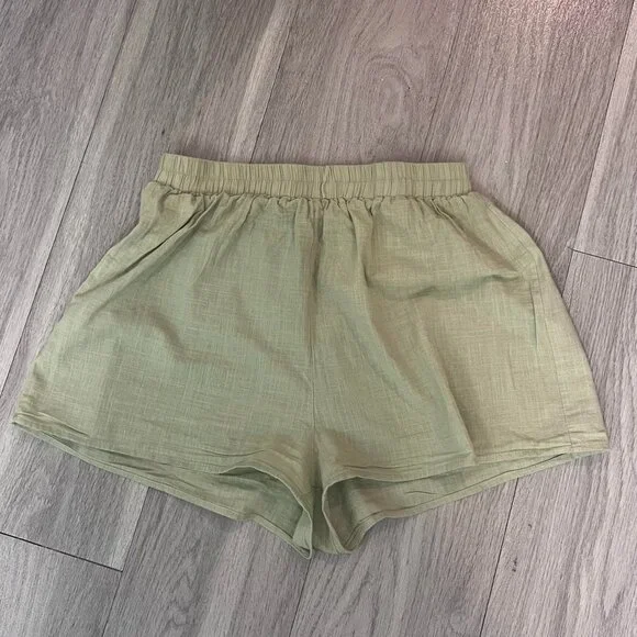 Prettylittlething Green Linen  Beach Shorts SZ USA 10 UK 14 - Picture 6 of 12